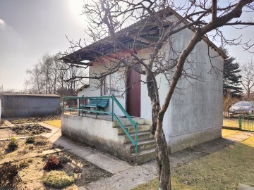 Sprzedam działkę z altaną na ROD Wyspiańskiego w Koninie