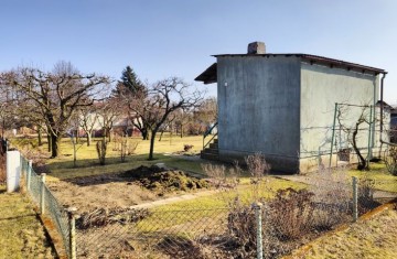 Sprzedam działkę z altaną na ROD Wyspiańskiego w Koninie