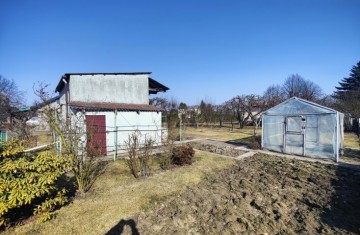 Sprzedam działkę z altaną na ROD Wyspiańskiego w Koninie