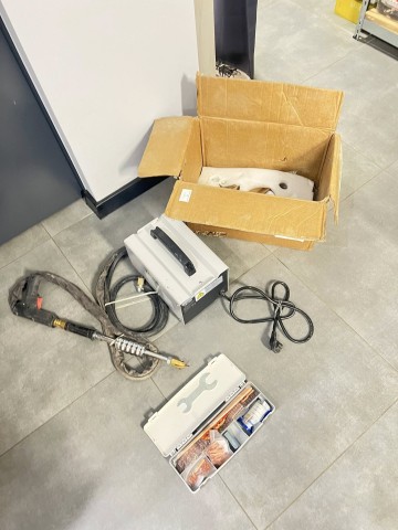 Zestaw do naprawy wgnieceń Vevor Pro Sport  ze zgrzewarką ko