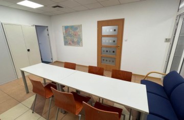 Umeblowany lokal usługowo-biurowy o pow. 150m2 -Starówka mia ...