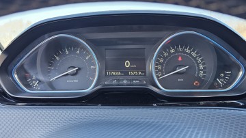 PEUGEOT 2008 130|  Allure | 2016 | Bezwypadkowy | hak