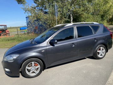 Sprzedam Kia Ceed kombi 1.6 crdi 11.500zl