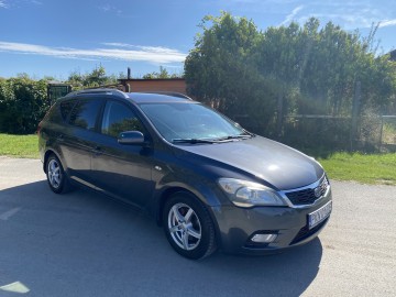 Sprzedam Kia Ceed kombi 1.6 crdi 11.500zl