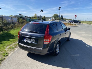 Sprzedam Kia Ceed kombi 1.6 crdi 11.500zl