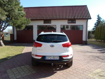 KIA SPORTAGE 1,7 CRDI 2014 r. 5 drzwi KLIMAT. hak hol. zarej
