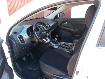 KIA SPORTAGE 1,7 CRDI 2014 r. 5 drzwi KLIMAT. hak hol. zarej