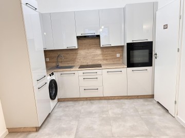 KAWALERKA DO WYNAJĘCIA - CHORZEŃ