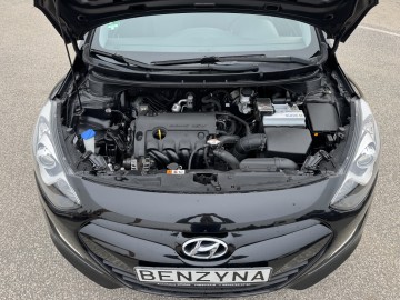 Hyundai i30 1.4 BENZYNA Klimatronik Ledy Nawigacja Kamera