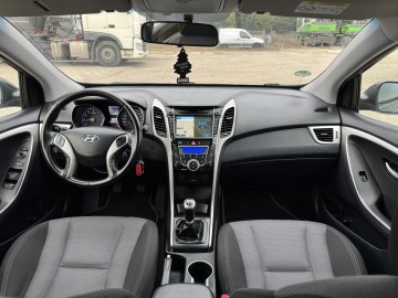 Hyundai i30 1.4 BENZYNA Klimatronik Ledy Nawigacja Kamera