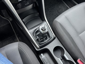 Hyundai i30 1.4 BENZYNA Klimatronik Ledy Nawigacja Kamera