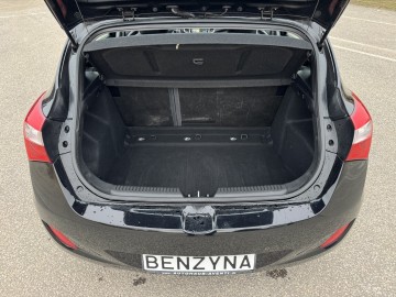 Hyundai i30 1.4 BENZYNA Klimatronik Ledy Nawigacja Kamera