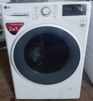 Sprzedam pralko-suszarke firmy LG