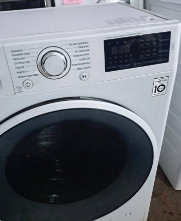 Sprzedam pralko-suszarke firmy LG