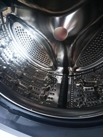 Sprzedam pralko-suszarke firmy LG