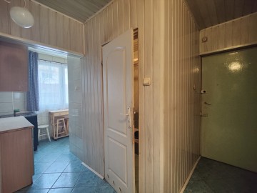 Na sprzedaż 3 pokoje, na parterze, Centrum, ul. Kosmonautów