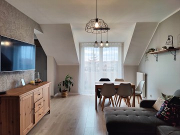 Sprzedam 3 pokoje z balkonem, pow. 61.86m2-Villa Stary Konin