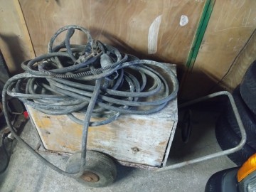 Sprzedam spawarkę siłową na elektrody