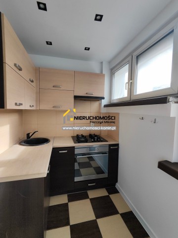 Konin, ul. Powst. Stycz. – 34 m2 – 2 pok. – balkon – 3 piętr