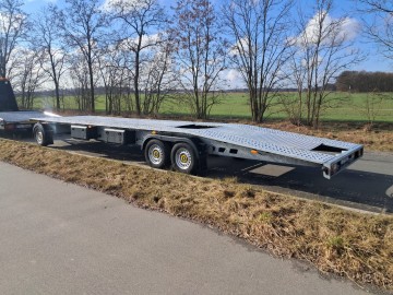 Sprzedam lawetę obrotnicę firmy ,, WEEKEND ''