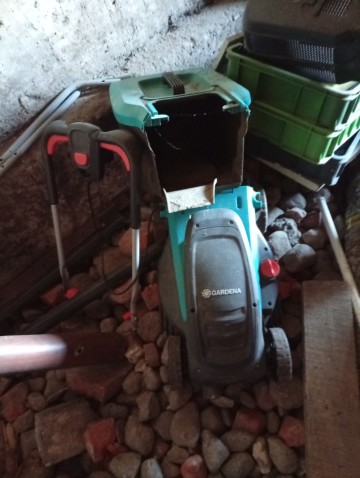 Sprzedam kosiarki podkaszarki