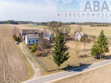 Dom wolnostojący z dużą działką 5673 m² blisko jeziora