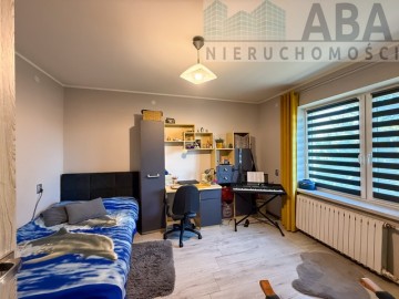 Dom wolnostojący z dużą działką 5673 m² blisko jeziora