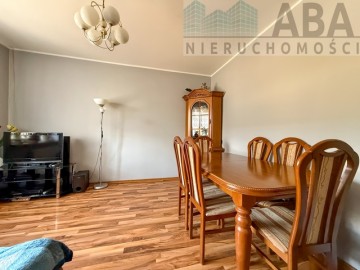 Dom wolnostojący z dużą działką 5673 m² blisko jeziora