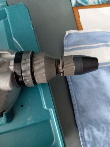 Wkrętarka sieciowa Makita 6827