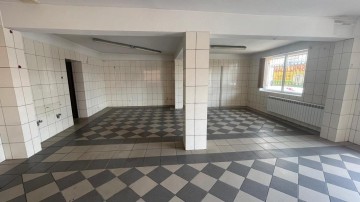 Sprzedam dom w Centrum Kramska, działka 700 m2