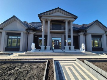 Awangardowa rezydencja o pow. 300m2-Żychlin-gm. Stare Miasto
