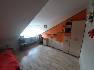 Sprzedam luz zamienię na mieszkanie -dom,staw,działka 5814m2