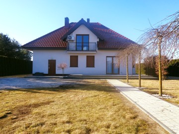 Atrakcyjna Dom w sąsiedztwie Ślesina