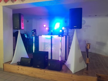 DJ, nagłośnienie i oświetlenie. DJ - Oprawa muzyczna imprez