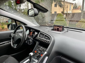 Sprzedam Peugeota 3008 z 2011