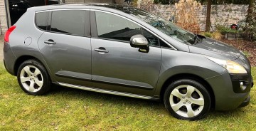 Sprzedam Peugeota 3008 z 2011