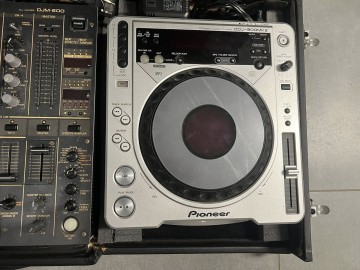 Konsola DJ Pioneer DJM 600 + 2x CDJ 800MK2  Stan: dobry, spr