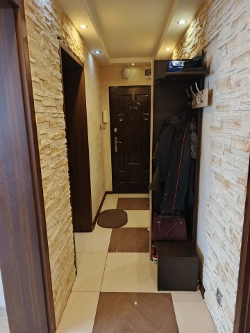 Mieszkanie 60 m2 3 pokoje+garaże gm Ślesin