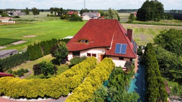 Sprzedam piękny dom z ogrodem i garażem-14 km od Konina