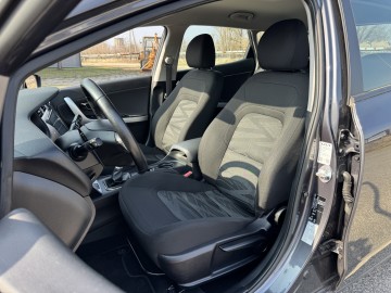 Kia Ceed 1.4 BENZYNA Klimatyzacja Nawigacja Kamera Cofania