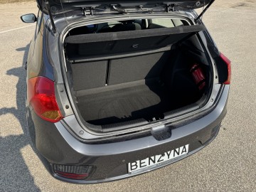 Kia Ceed 1.4 BENZYNA Klimatyzacja Nawigacja Kamera Cofania