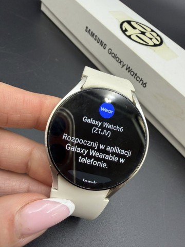 Samsung galaxy watch 6 lte 40 mm  Stan: sprawny, dobry, używ