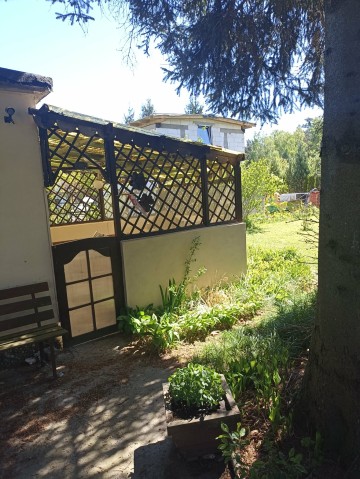 Sprzedam podw&oacute;jną działkę