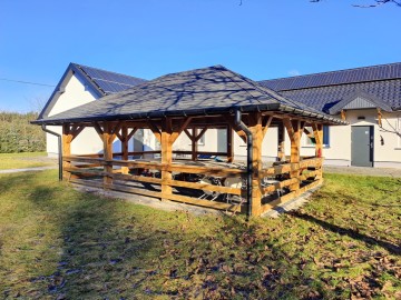 Sprzedam obiekt wypoczynkowy w sąsiedztwie Jez. Powidzkiego