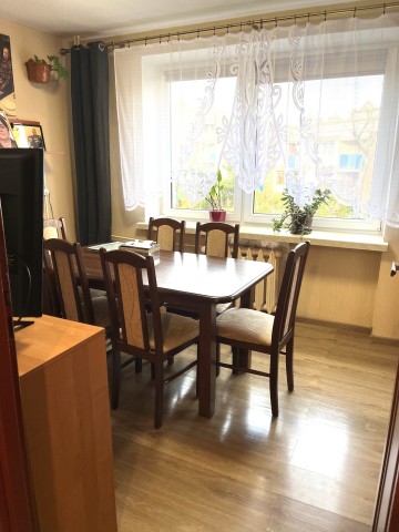 Sprzedam mieszkanie Konin - Chorzeń - 1 piętro z balkonem