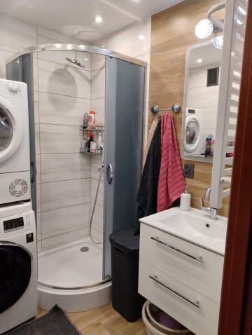 Sprzedam lokal 78,15 m2 - Konin- Chorzeń - 1 piętro