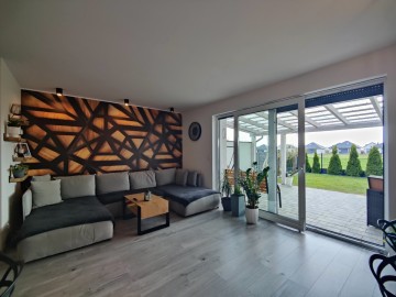 Nowy, wykończony dom w zabudowie szeregowej -Żychlin