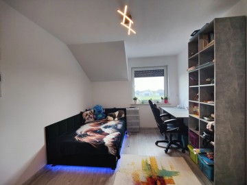 Nowy, wykończony dom w zabudowie szeregowej -Żychlin