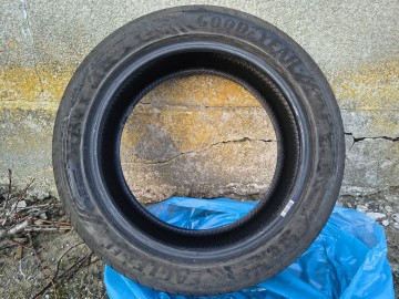 Sprzedam opony letnie 1000 zł za 4 szt.