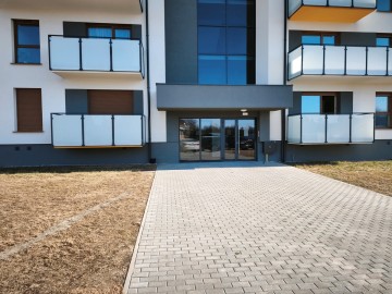 Wynajmę nowe, umeblowane mieszkanie z widokiem na jezioro